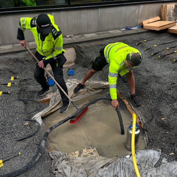 Dränering pågår vid villa i Sollentuna av Niback Entreprenad